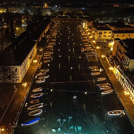 Fiori Sull'acqua Apartmán Peschiera del Garda